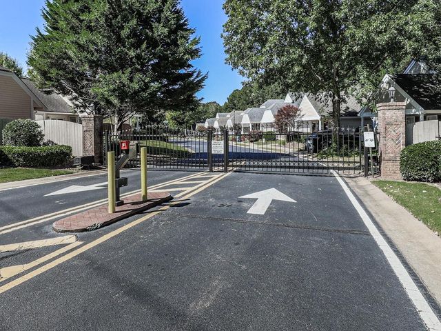 5021 Kathryn Glen NW Drive, Acworth, GA 30101