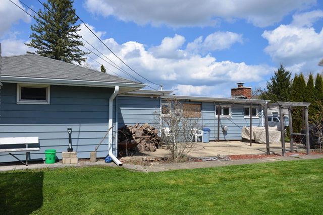 9305 Caddy LANE, Caledonia, WI 53108