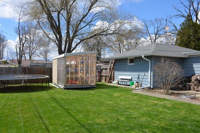 9305 Caddy LANE, Caledonia, WI 53108
