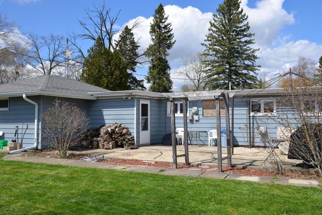9305 Caddy LANE, Caledonia, WI 53108