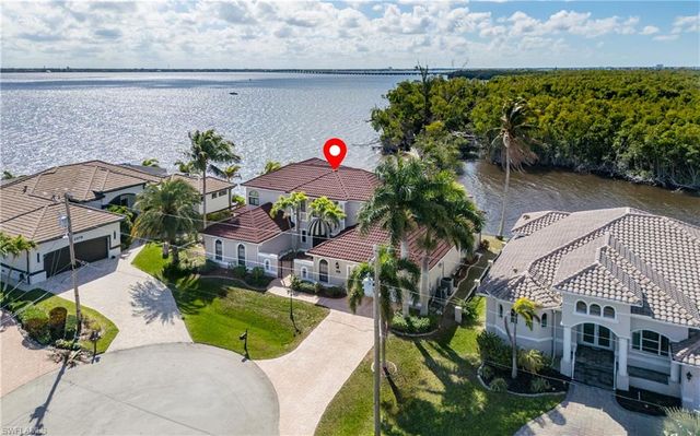2374 Coral Point DR, Cape Coral, FL 33990
