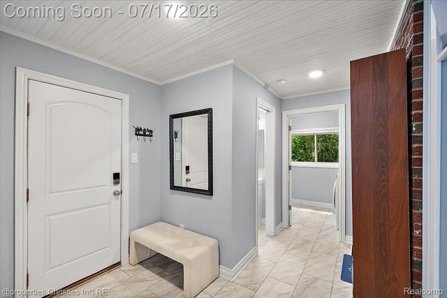 18244 Beverly Road, Beverly Hills Village, MI 48025