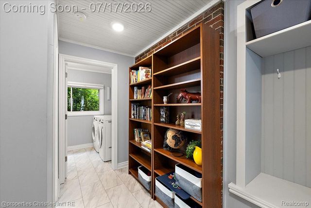 18244 Beverly Road, Beverly Hills Village, MI 48025