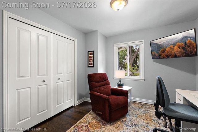 18244 Beverly Road, Beverly Hills Village, MI 48025