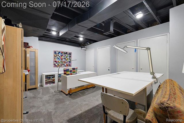 18244 Beverly Road, Beverly Hills Village, MI 48025