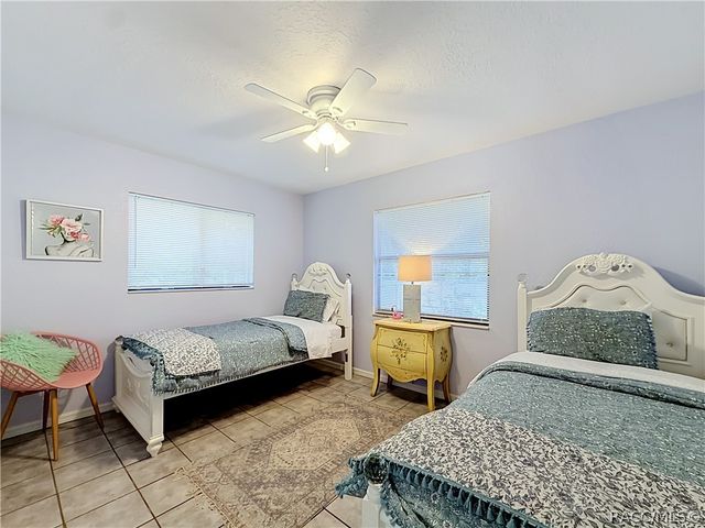 8422 W Bradshaw Street, Homosassa, FL 34448