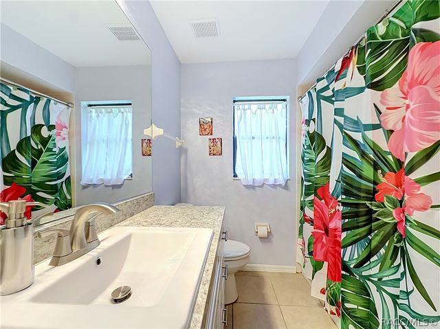 8422 W Bradshaw Street, Homosassa, FL 34448