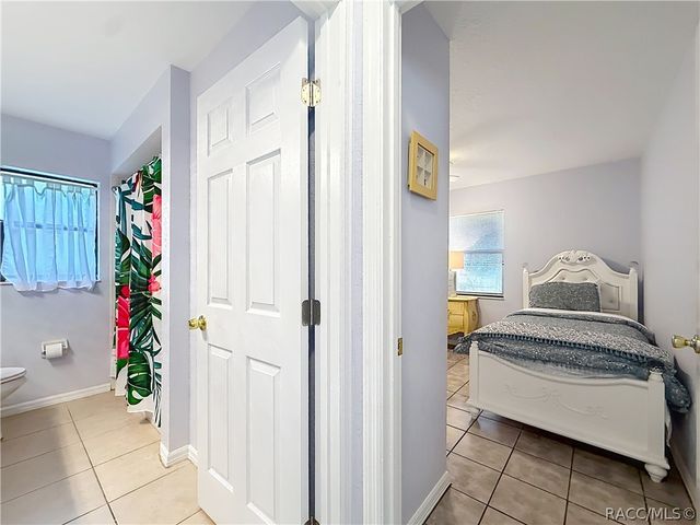 8422 W Bradshaw Street, Homosassa, FL 34448