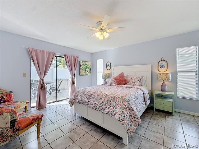 8422 W Bradshaw Street, Homosassa, FL 34448