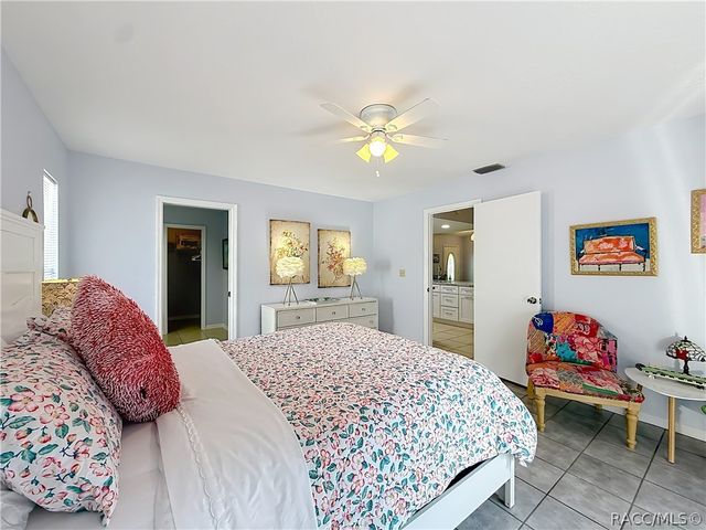 8422 W Bradshaw Street, Homosassa, FL 34448