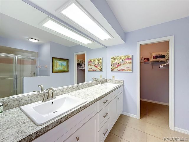 8422 W Bradshaw Street, Homosassa, FL 34448