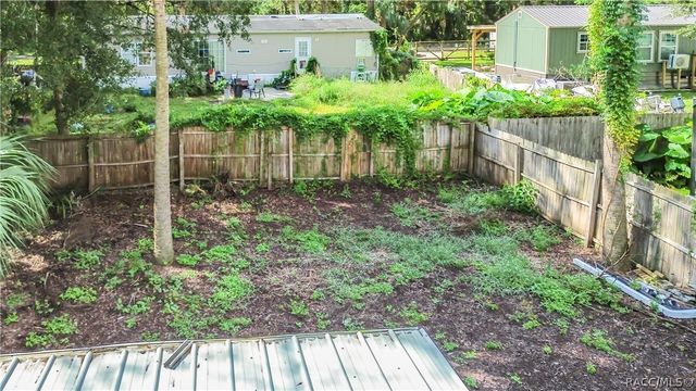 8422 W Bradshaw Street, Homosassa, FL 34448