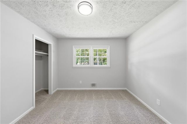 6556 Glenwood Drive, Douglasville, GA 30135