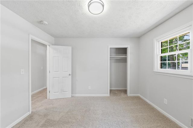 6556 Glenwood Drive, Douglasville, GA 30135