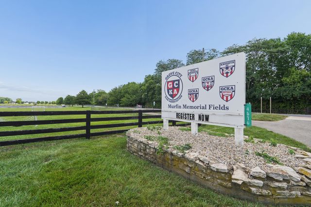 2564 Bryan Circle, Grove City, OH 43123