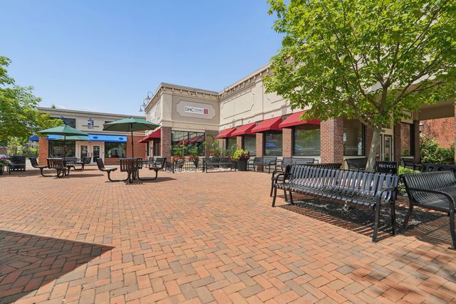 2564 Bryan Circle, Grove City, OH 43123