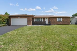 2564 Bryan Circle, Grove City, OH 43123