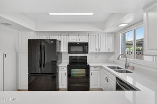 8548 E MCDONALD Drive, Scottsdale, AZ 85250