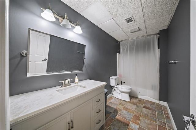 525 Woodmoore Court, Atlanta, GA 30342