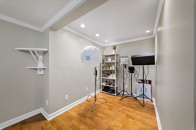 525 Woodmoore Court, Atlanta, GA 30342