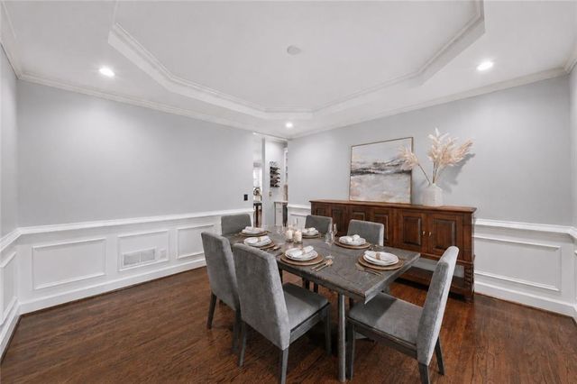 525 Woodmoore Court, Atlanta, GA 30342
