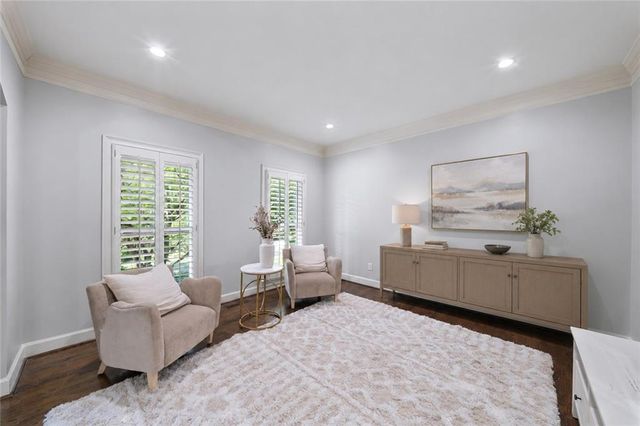 525 Woodmoore Court, Atlanta, GA 30342
