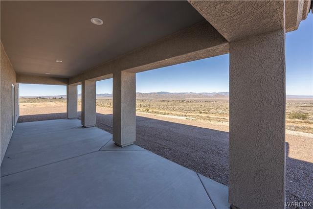 8054 E Darius Drive, Kingman, AZ 86401