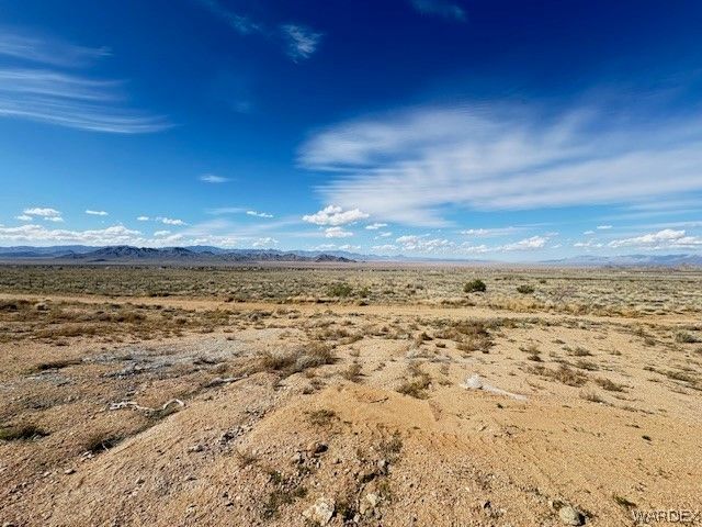 8054 E Darius Drive, Kingman, AZ 86401