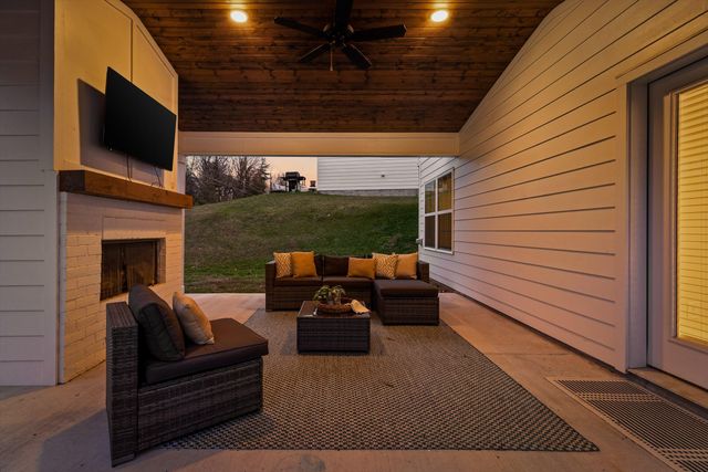 3931 Inlet Loop, Chattanooga, TN 37416