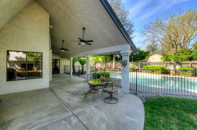 8315 N 4th Street, Fresno, CA 93720