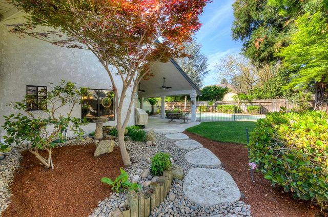 8315 N 4th Street, Fresno, CA 93720