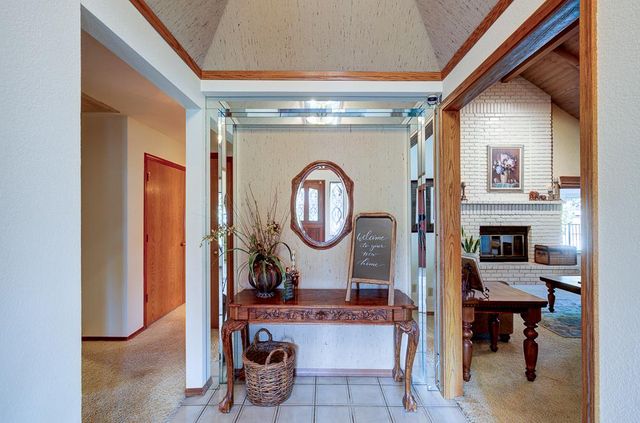 8315 N 4th Street, Fresno, CA 93720