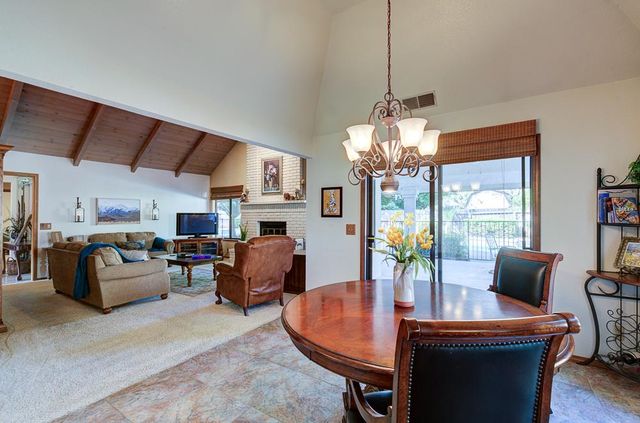 8315 N 4th Street, Fresno, CA 93720