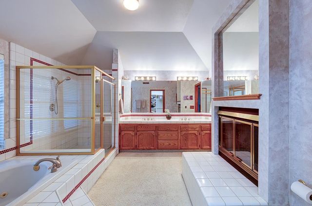 8315 N 4th Street, Fresno, CA 93720