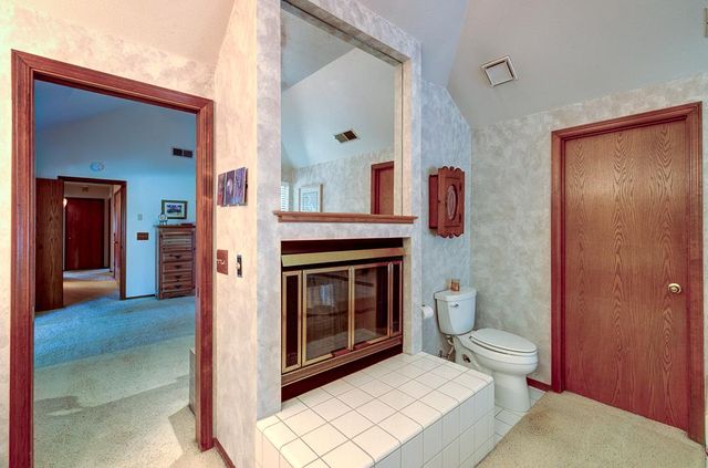 8315 N 4th Street, Fresno, CA 93720