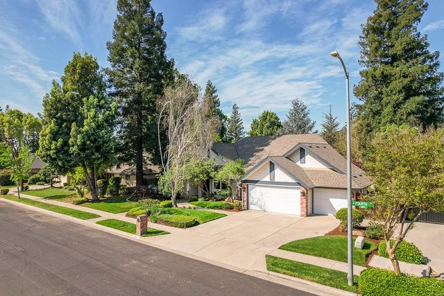 8315 N 4th Street, Fresno, CA 93720