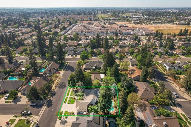 8315 N 4th Street, Fresno, CA 93720