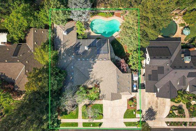 8315 N 4th Street, Fresno, CA 93720