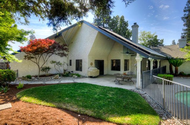 8315 N 4th Street, Fresno, CA 93720