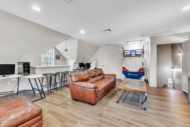 72 Chicopee St, Granby, MA 01033