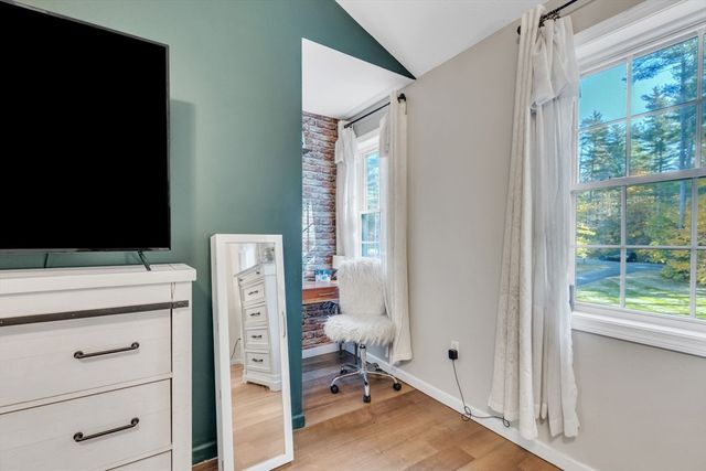 72 Chicopee St, Granby, MA 01033