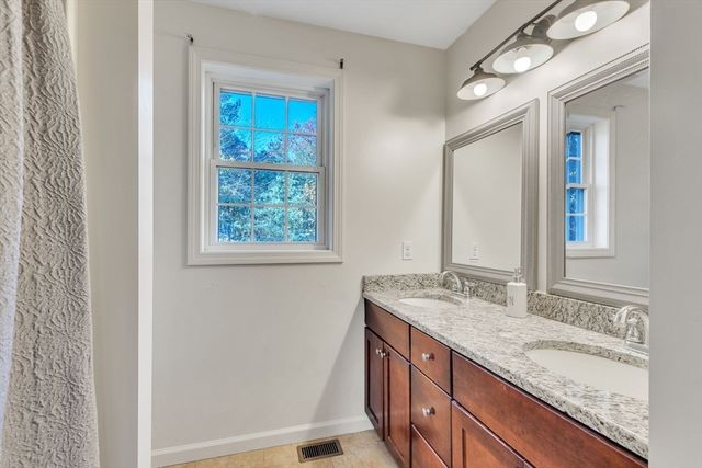 72 Chicopee St, Granby, MA 01033