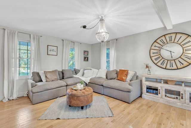 72 Chicopee St, Granby, MA 01033