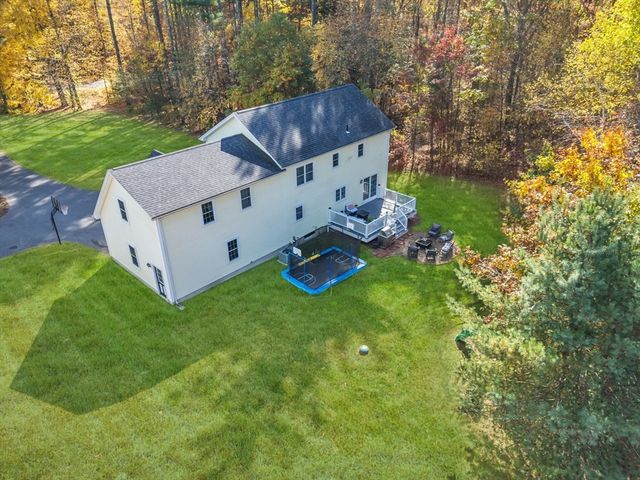72 Chicopee St, Granby, MA 01033