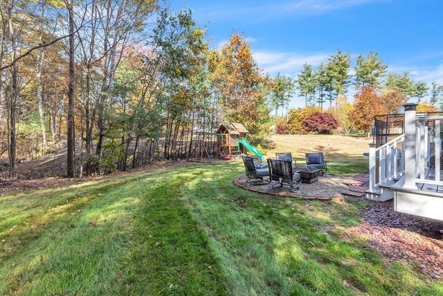 72 Chicopee St, Granby, MA 01033