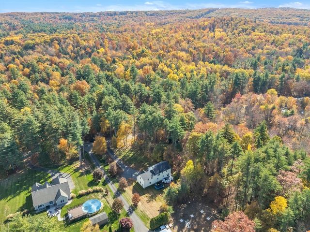 72 Chicopee St, Granby, MA 01033