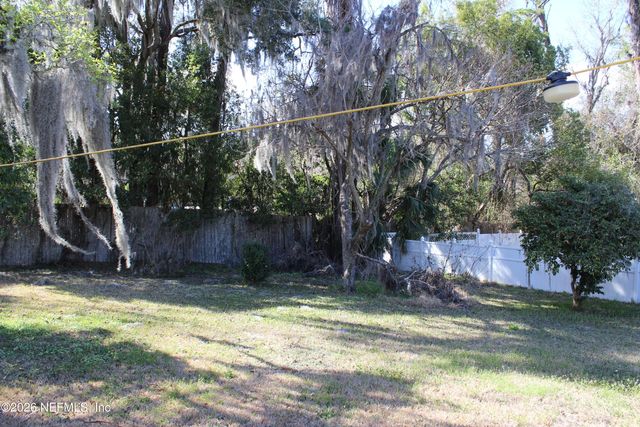 1806 MEMORY Lane, Jacksonville, FL 32210