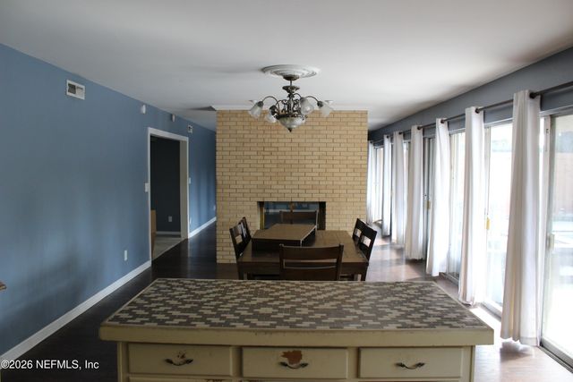 1806 MEMORY Lane, Jacksonville, FL 32210