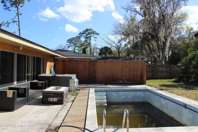 1806 MEMORY Lane, Jacksonville, FL 32210