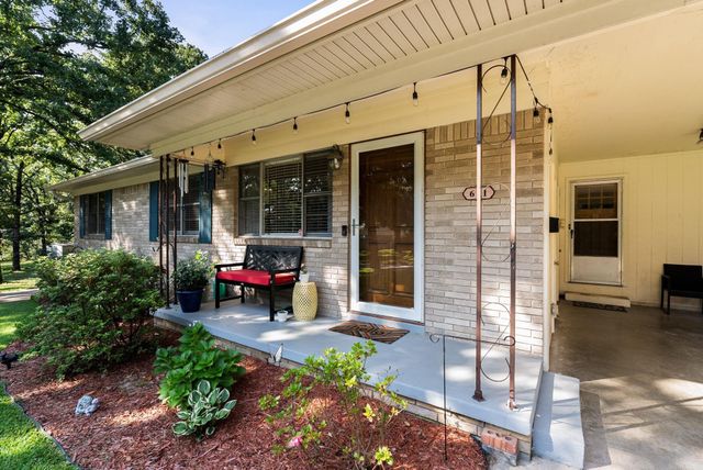 611 Sherwood Avenue, Sherwood, AR 72120
